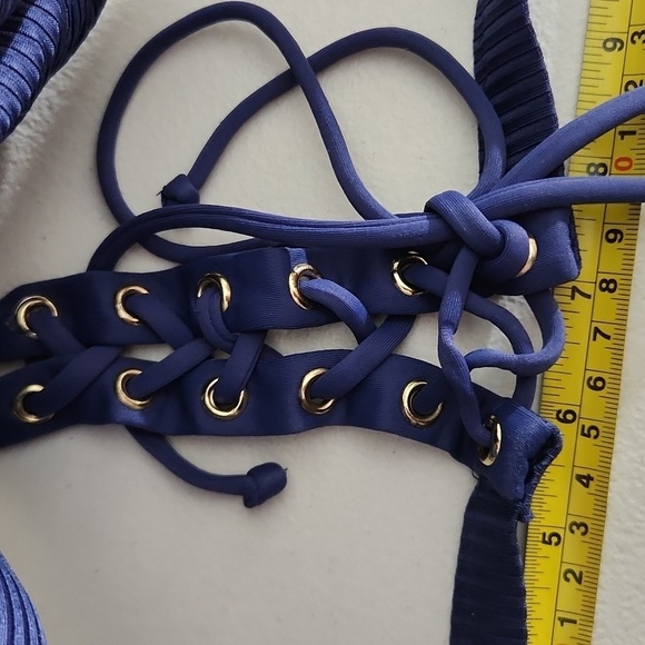 VS Pink Swimsuit bikini top fits about a 6/8 see measurements triangle biki… - Picture 5 of 10